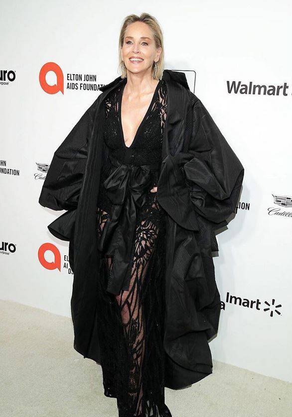 تشارليز ثيرون 