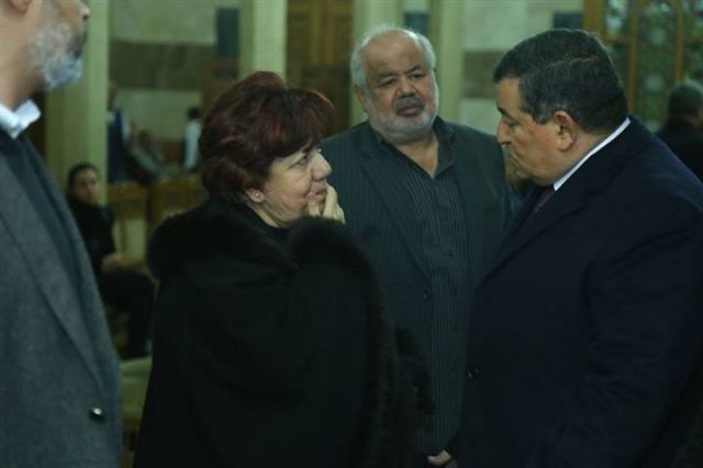 وزير الإعلام المصري يقدم واجب العزاء لزوجة لينين الرملي