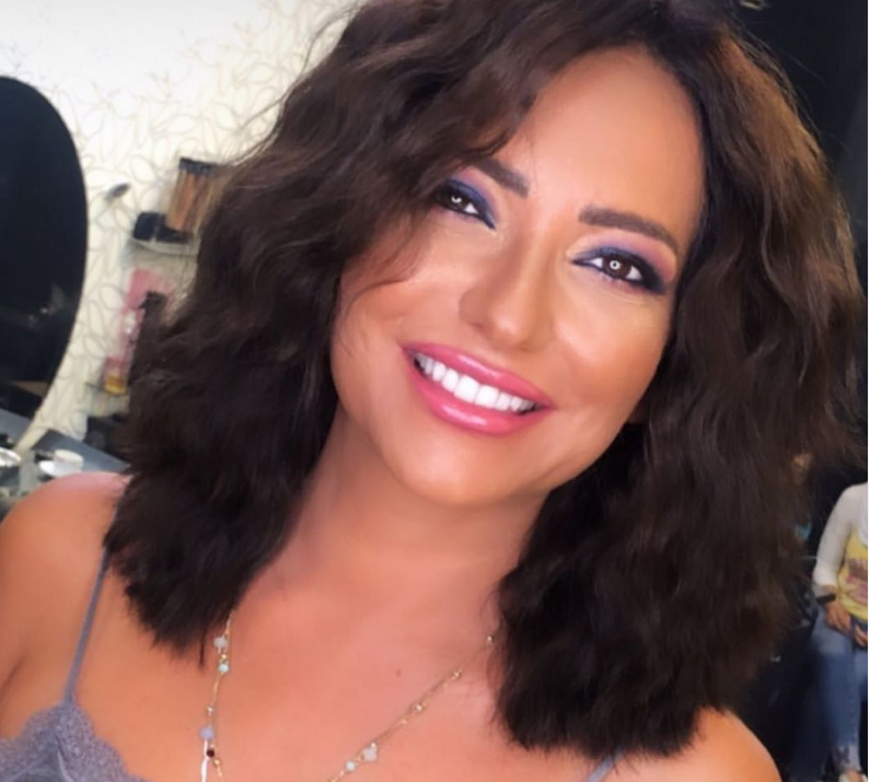 بالصور –  تفصيل في شكل أمل عرفة يغير  ملامحا تماماً