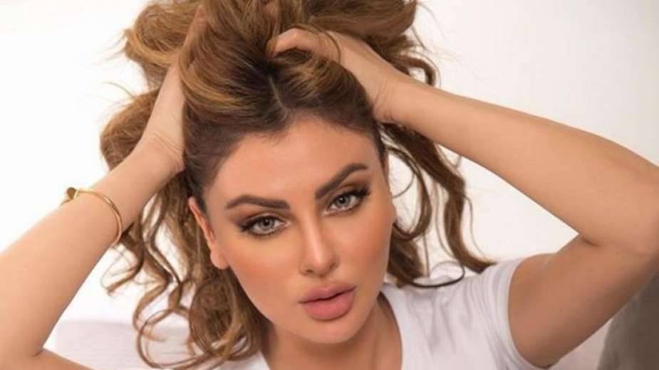 بالصور - مريم حسين ترد على 