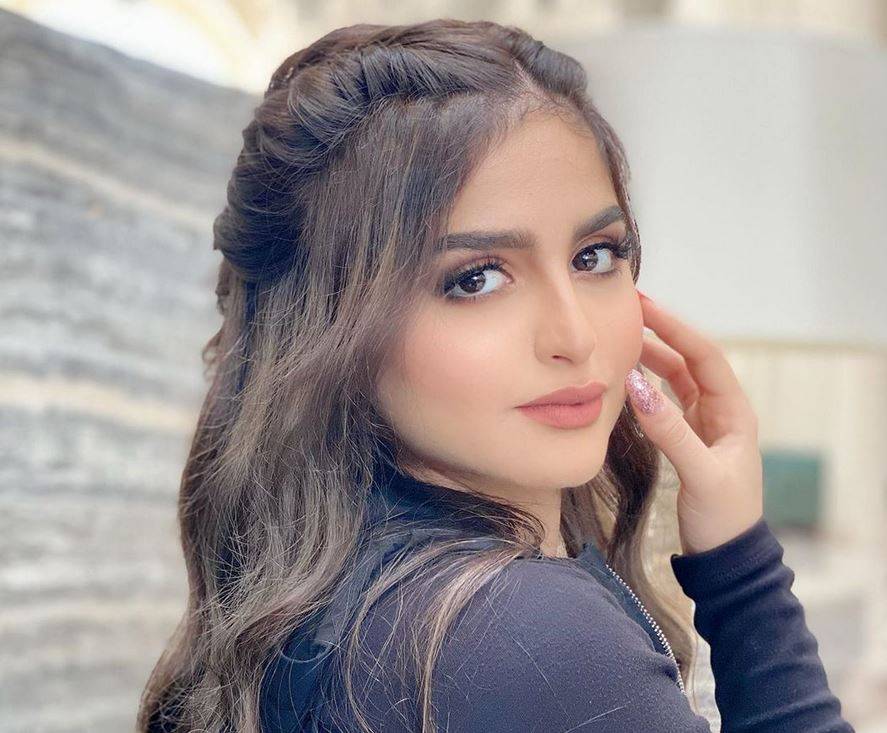 بالفيديو – حلا الترك تتعرض للهجوم لإظهار تعلقها بهذه الفنانة... 