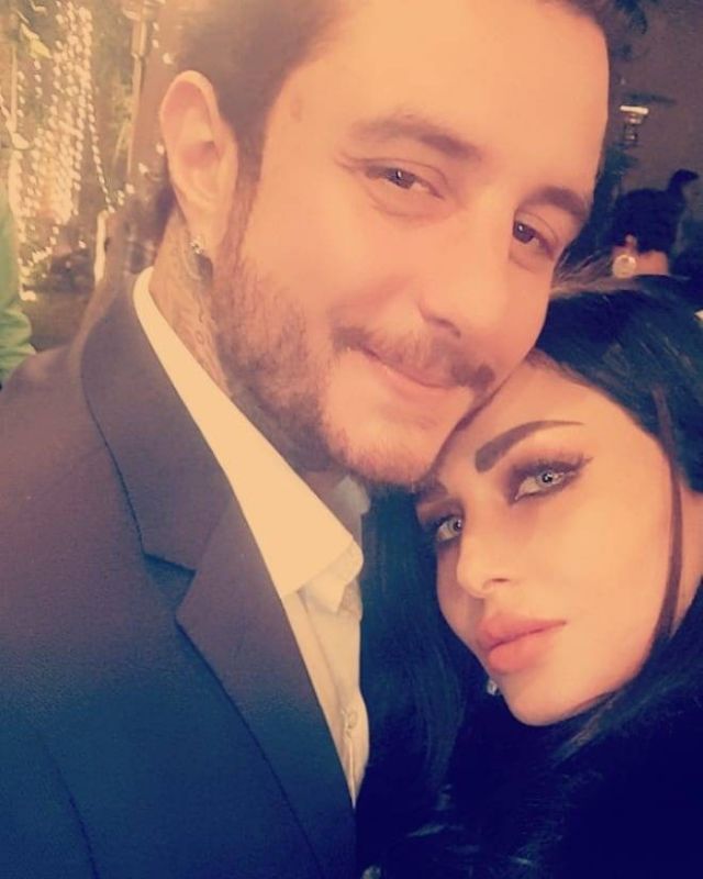 أحمد الفيشاوي يعبر عن حبه لزوجته بطريقته الخاصة