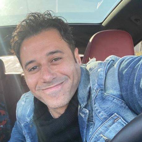 أحمد السعدني يتلقى تعليقات محرجة بسبب فيديو