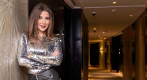 بالفيديو والصور - نانسي عجرم تشعل "ستاد القاهرة" في يوم "فالنتاين"