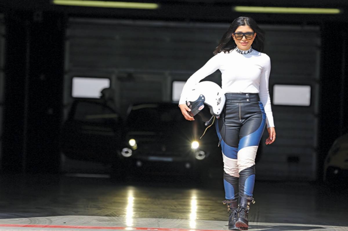 الإعلامية شهـد بلاّن تخاطب هواة السرعة والشباب في حملة توعوية حول القيادة السليمة