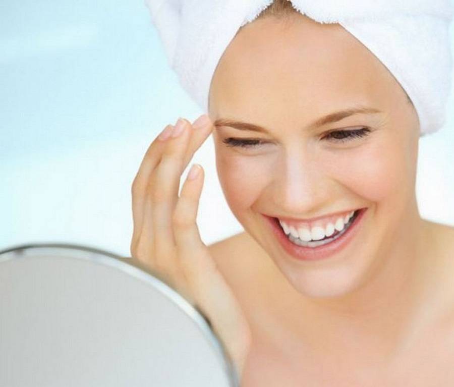 بالمكياج وبلمسات سريعة... هكذا يصبح الجبين العريض أصغر