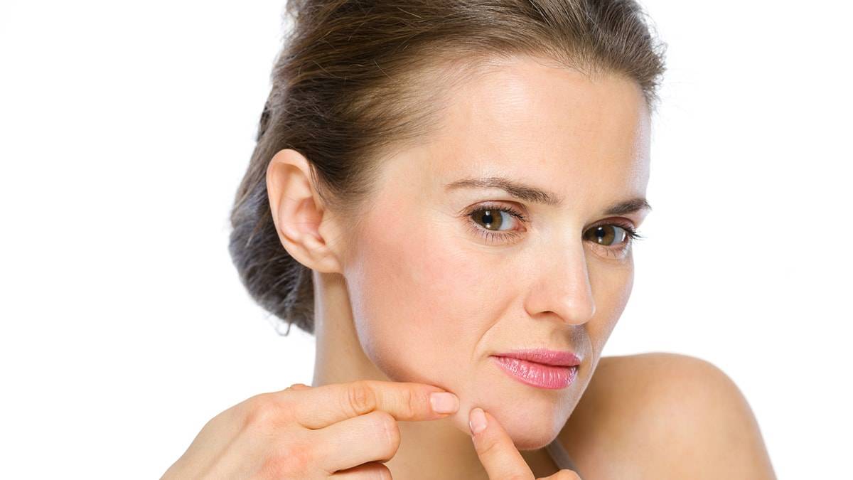 جربي الطحالب لإخفاء حب الشباب