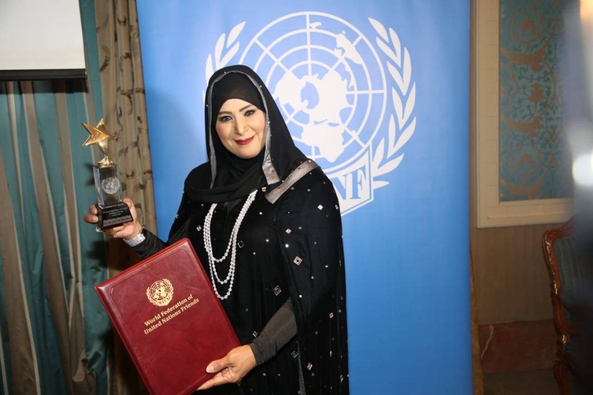 الاماراتية شفيقة العامري شخصية العام للخدمات المجتمعية والانسانية