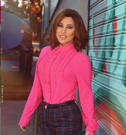 بالفيديو - بعد تجميل أنفها.. تغيير جديد في وجه نجوى كرم