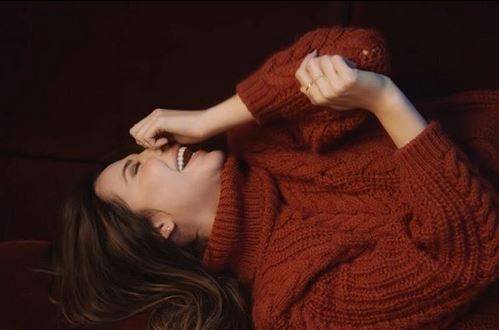 بالفيديو - ملحن اغنية نانسي عجرم يوضح سبب اتهامها بالسرقة