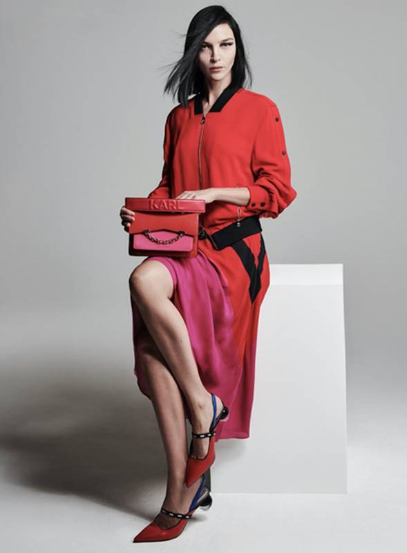 KARL LAGERFELD
هدايا للمحبين باللون الأحمر