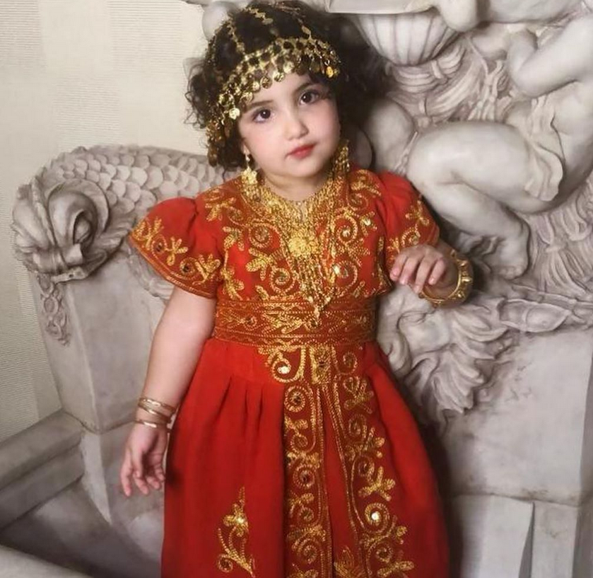 بالصورة – تغيير كبير في شكل ابنة دنيا بطمة على طريقة حلا الترك