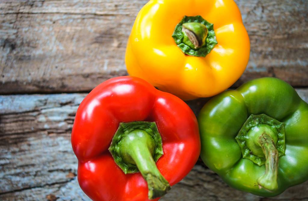 الفليفلة الخضراء أو الصفراء أو الحمراء... أيها أفضل لصحتكم؟