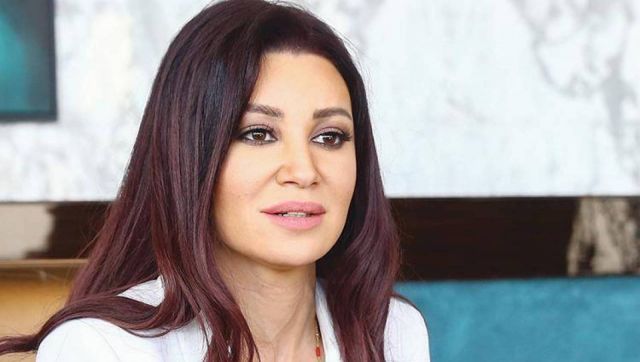 أروى جودة تدعم مطربي المهرجانات وترد على هجوم متابعيها