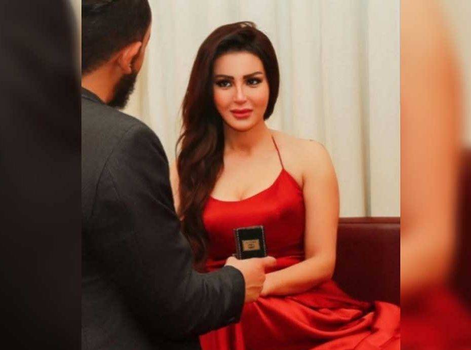 بالصور - شيما الحاج تتجاوز أزمة الفيديوهات الجريئة وتعلن خطوبتها