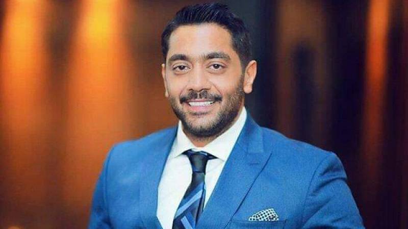 أحمد فلوكس يلغي كل ارتباطاته من أجل رحلة غوص مع هذا الشاب