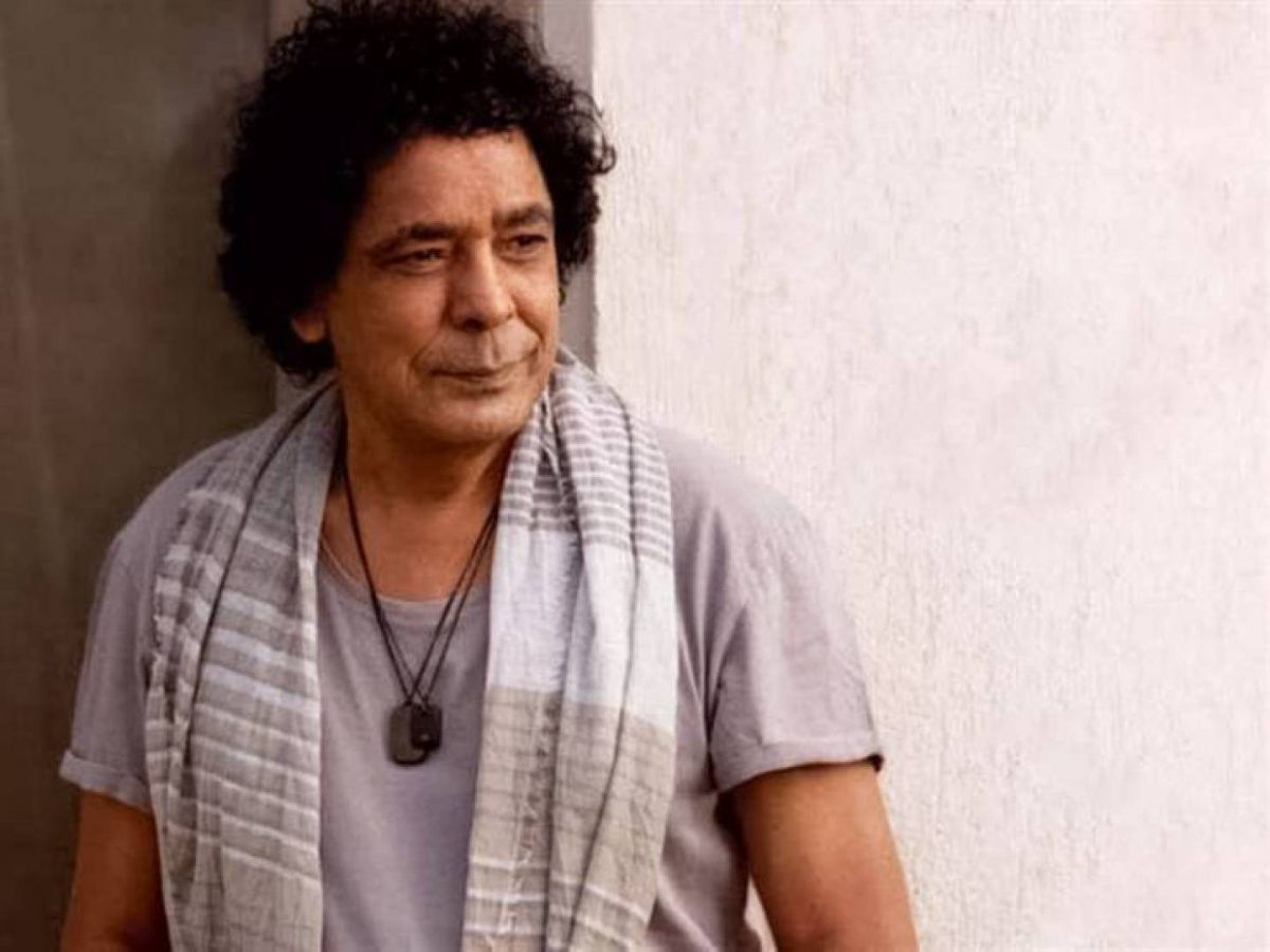 بالفيديو - محمد منير يكشف سر بكاءه أمام يوسف شاهين وكمال الطويل