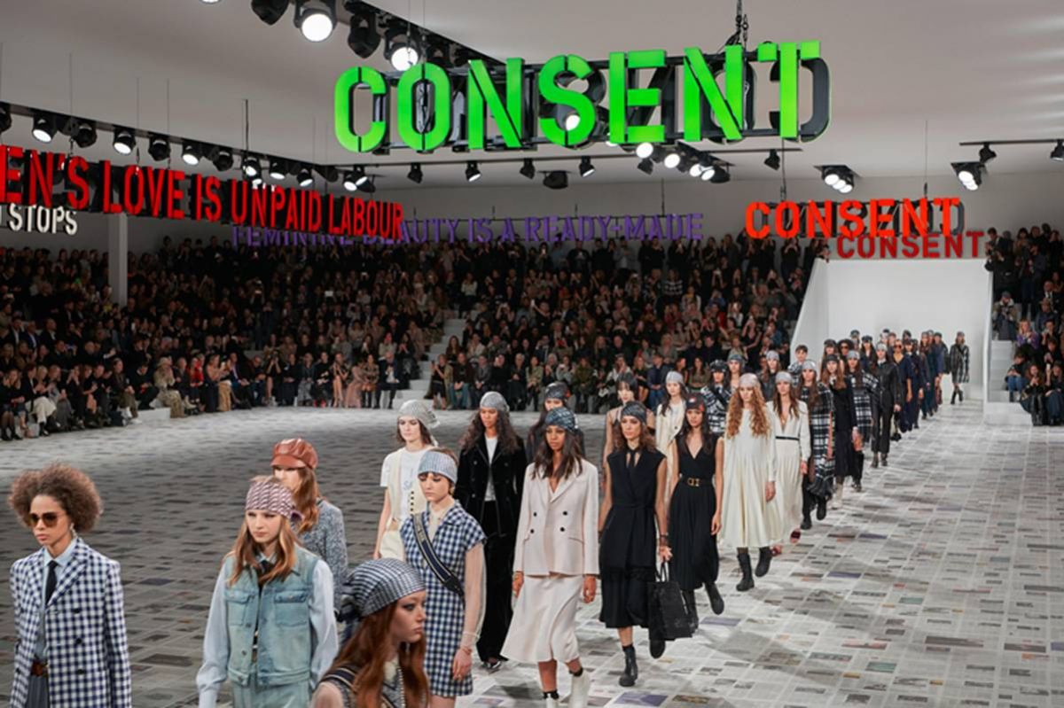 مجموعة DIOR للألبسة الجاهزة لموسم خريف - شتاء 2020-2021