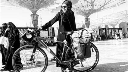 سارة حابة في الحرم النبوي