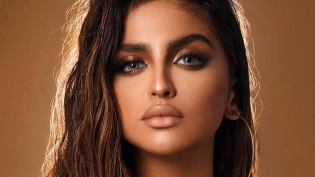 حلا الترك وقصة نجاحها منذ الطفولة!