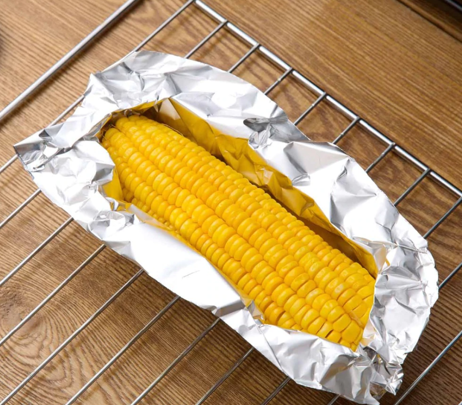 هل تستخدمين ورق الألومنيوم للطهو؟ إليك مخاطره