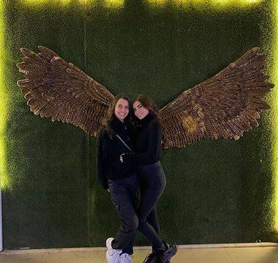 بالصور- كارمن سليمان تحتفل بخطوبة شقيقتها