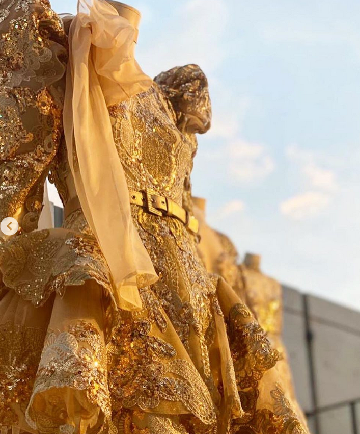 بالصو  - الذهبي خيار المصممين الجريء لمناسبات الربيع والصيف