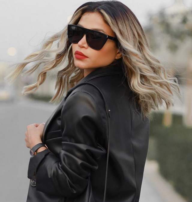 بالفيديو –  نهى نبيل تحتفل بعيد الكويت برموش طويلة جداً