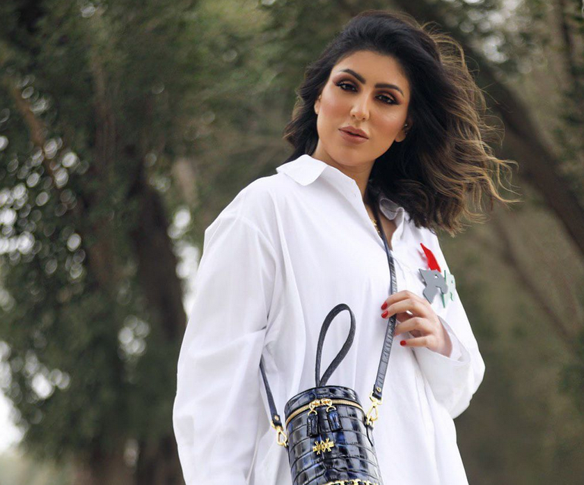 بالفيديو – زوج دانة الطويرش يتخلى عن خاتم الزواج وهي ترد