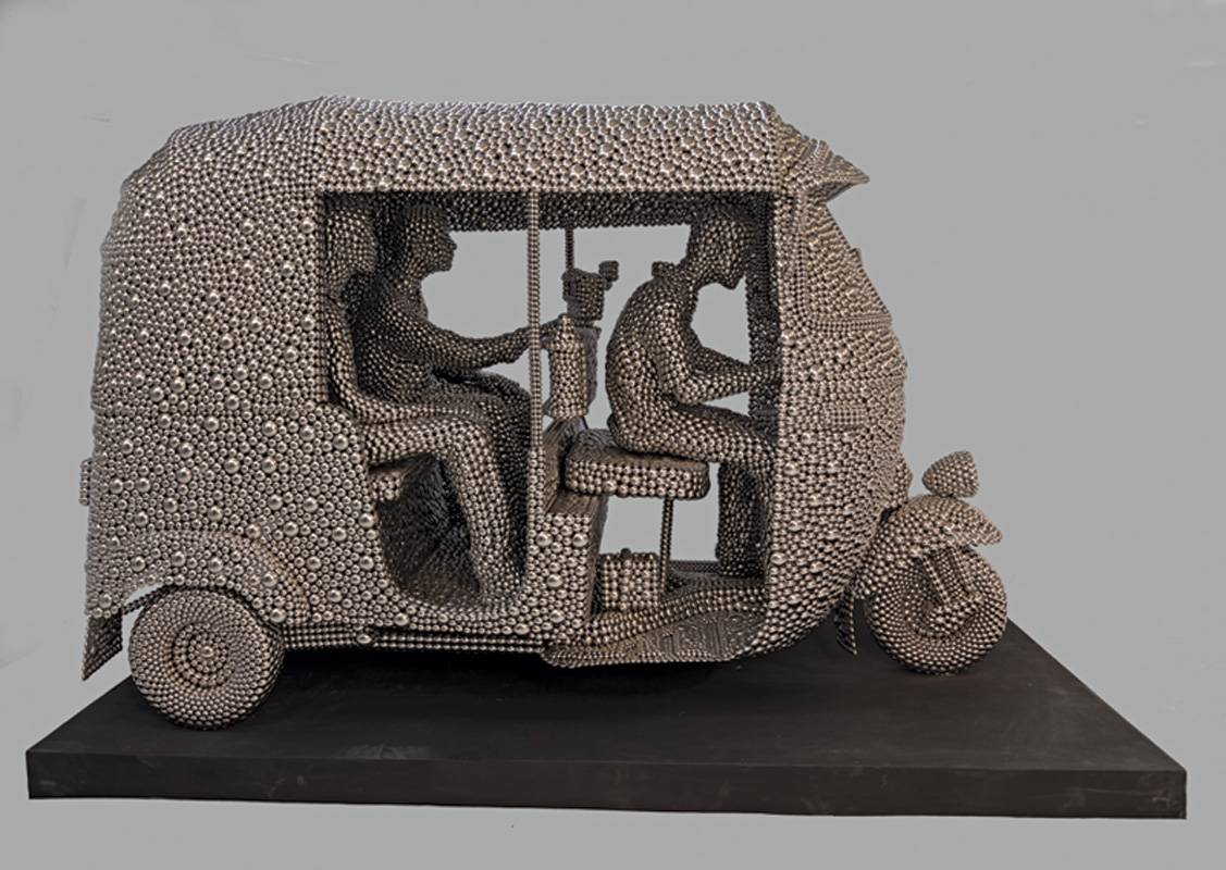 أوبرا غاليري دبي يُقدّم أوّل معرض للمنحوتات