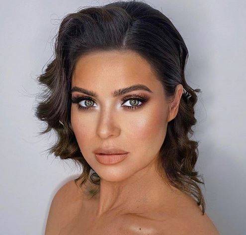 بالصور - علامات الحمل تظهر على يسرا اللوزي