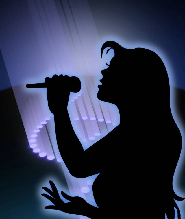 بعد غيابها 10 سنوات فنانة شهيرة تكشف تعرضها للخطف والاعتداء