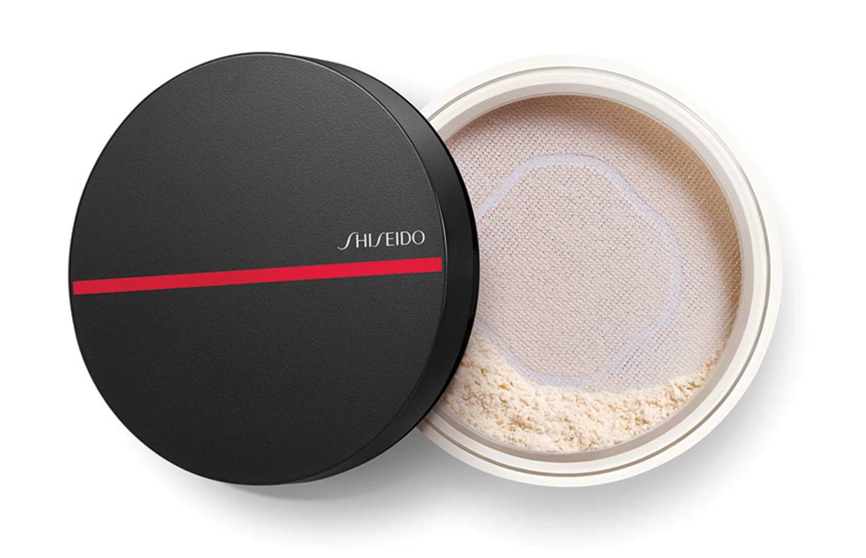 ‏ Synchro Skin Invisible Silk Loose Powder من  Shiseido