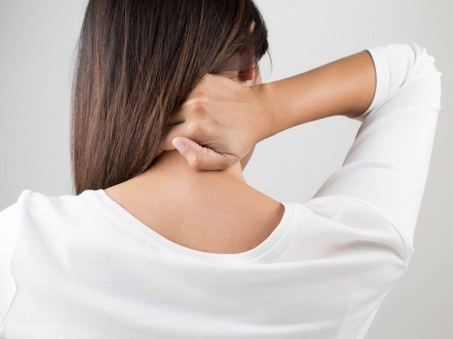 وصفة الفلفل الحار وزيت الأطفال للتخلص من تشنج العضلات