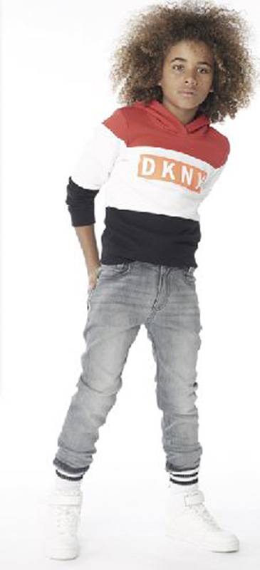 أناقة ربيعية للأطفال من DKNY