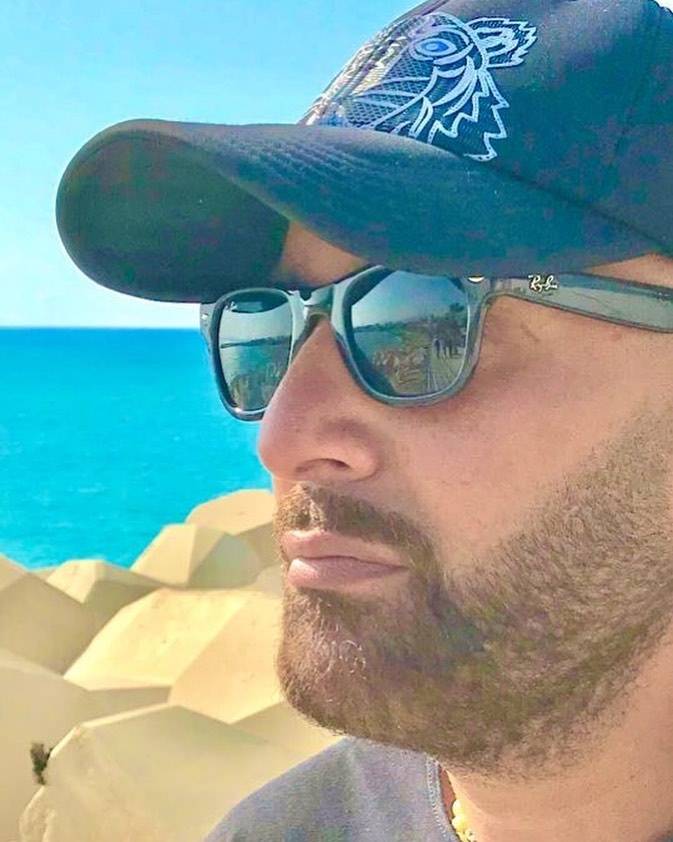 أحمد السقا يتحدى كورونا ويبدأ تصوير برنامجه