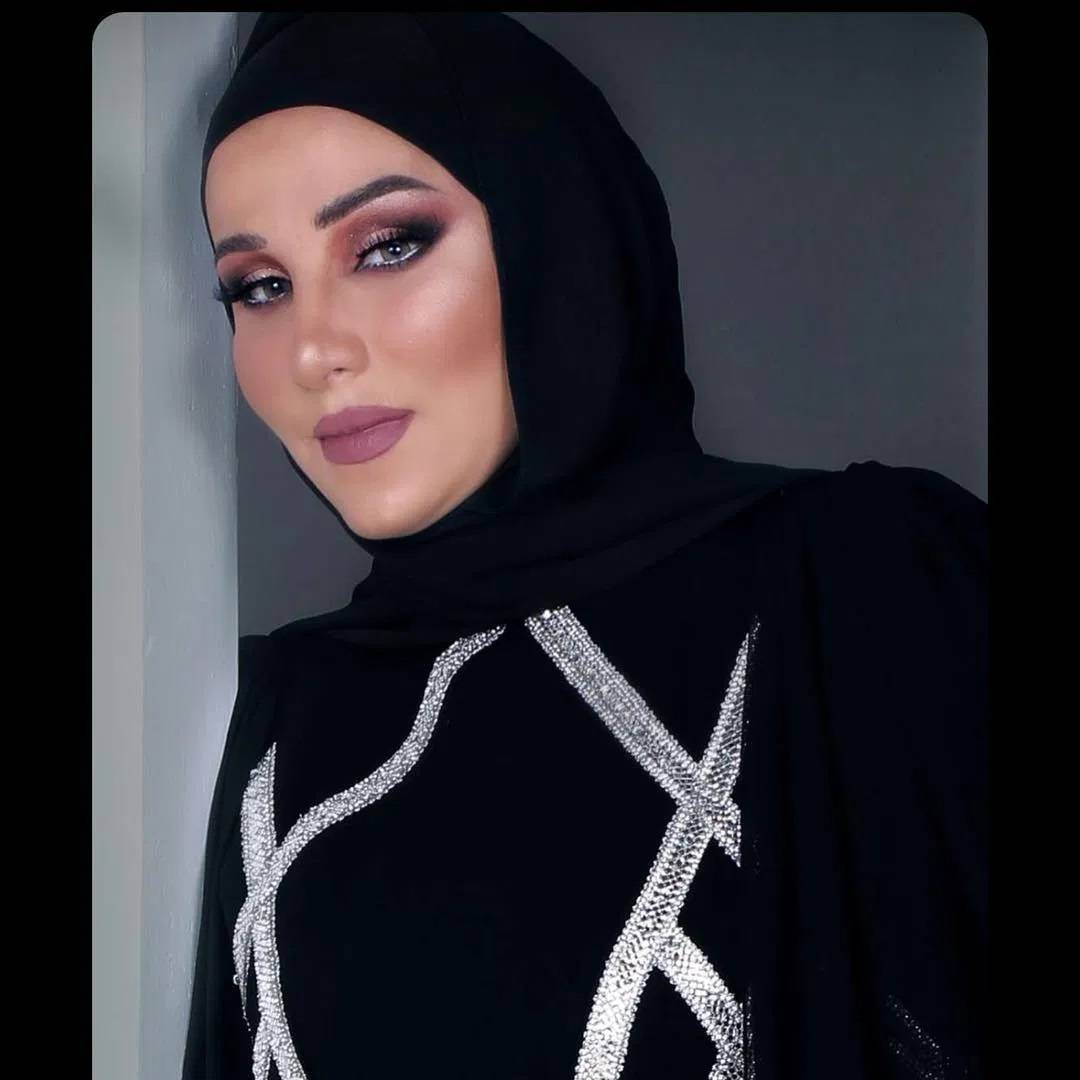 رسالة مؤثرة من نداء شرارة لشقيقها الراحل