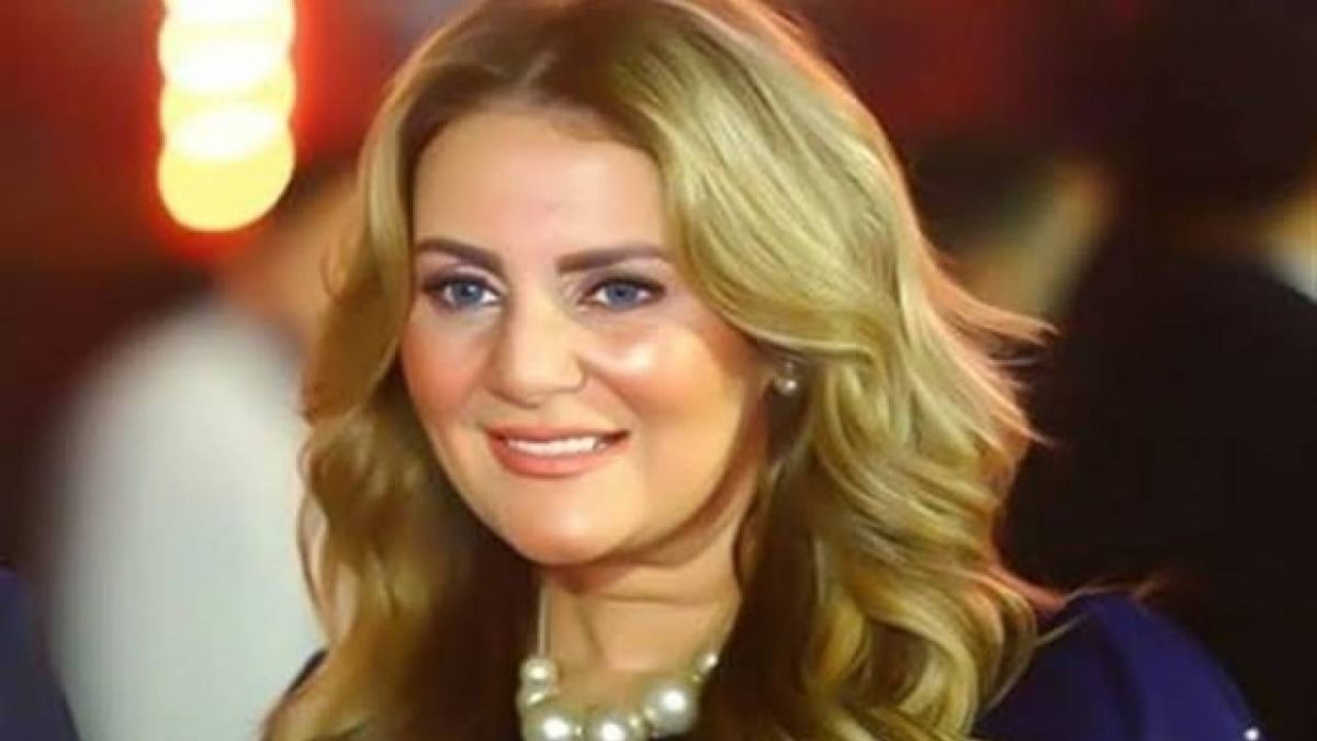 بالصور - رانيا محمود ياسين في غرفة العمليات .. وعائلتها تخفي الحقيقة