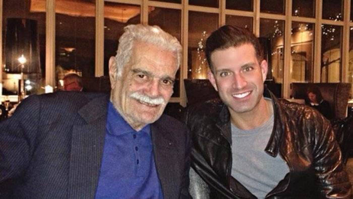 حفيد عمر الشريف يثير الجدل بصورة لجدته فاتن حمامة وعلاقتها بكورونا