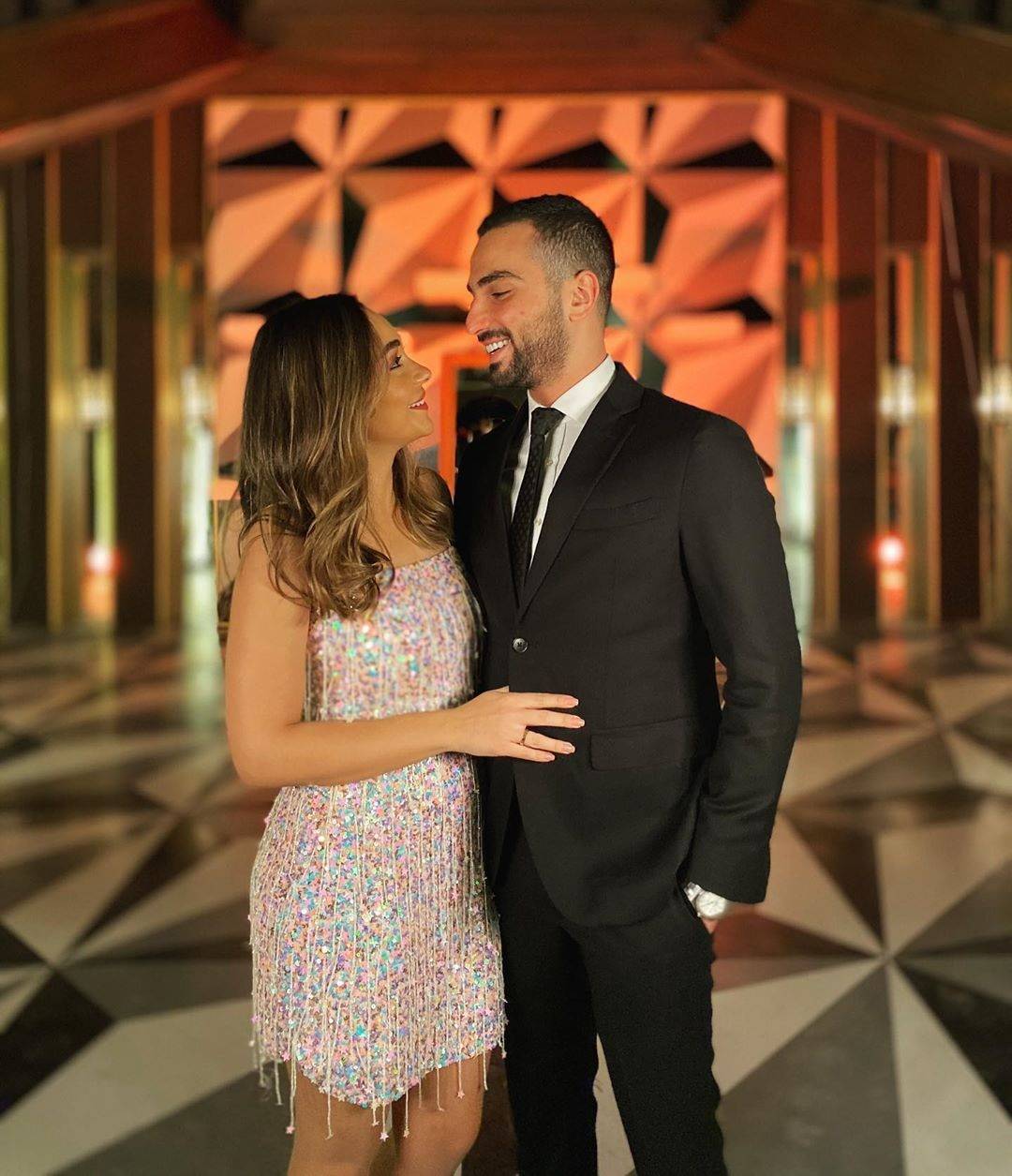 خطيبة محمد الشرنوبي تكشف مصير حفل زفافهما بسبب كورونا