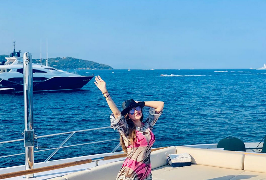 كورونا يهز بوليوود بإصابة هذه النجمة