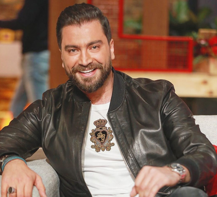 بالفيديو – للمرة الأولى معتصم النهار يكشف مميزات ونواقص زوجته