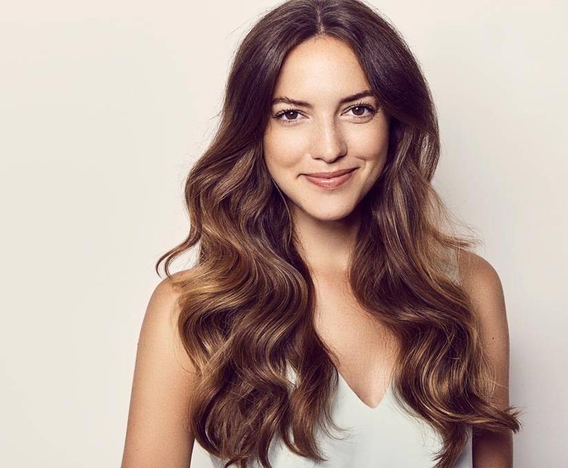 كريم النشاء والحليب لفرد الشعر من دون تصفيف حراري