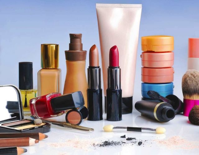 تحذير – 9 من 10 مستحضرات جمال تشكل بيئة للجراثيم