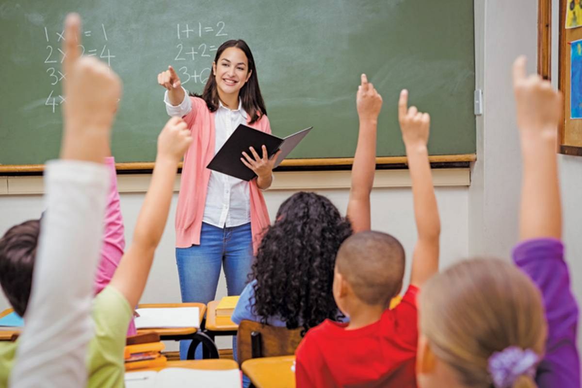 أستاذ مساعد قسم الطفولة المبكرة... الدكتورة سارة العبد الكريم: المعلمة أقدر على احتواء الطفل من المعلم