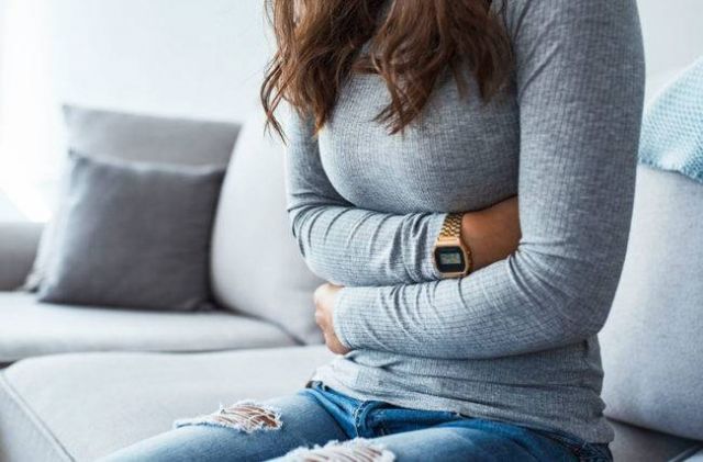 بطء الهضم مشكلة شائعة وهذا أسرع الحلول