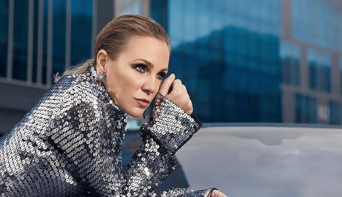 شيرين رضا تتعافى من كسر قدمها وتعود للتصوير