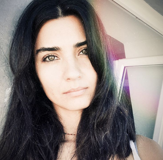 ممثلة تركية عن توبا بيوكستون: 