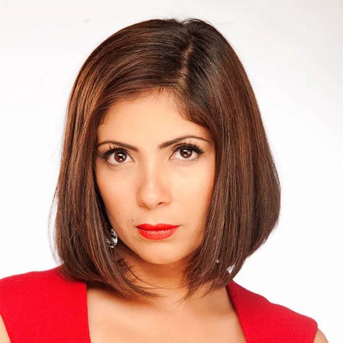 بالفيديو - منى زكي تكشف قصة خلافها مع ابنتها لمدة عامين