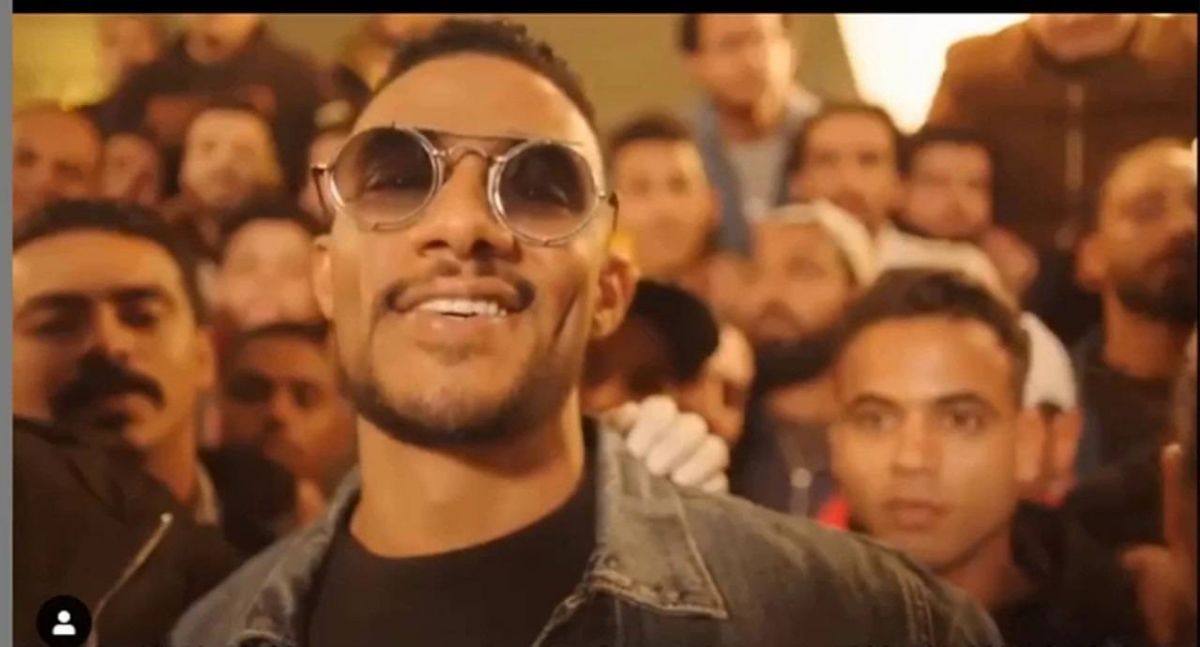 بالفيديو - بلاغ جديد ضد محمد رمضان بسبب سيلفي استعراضي